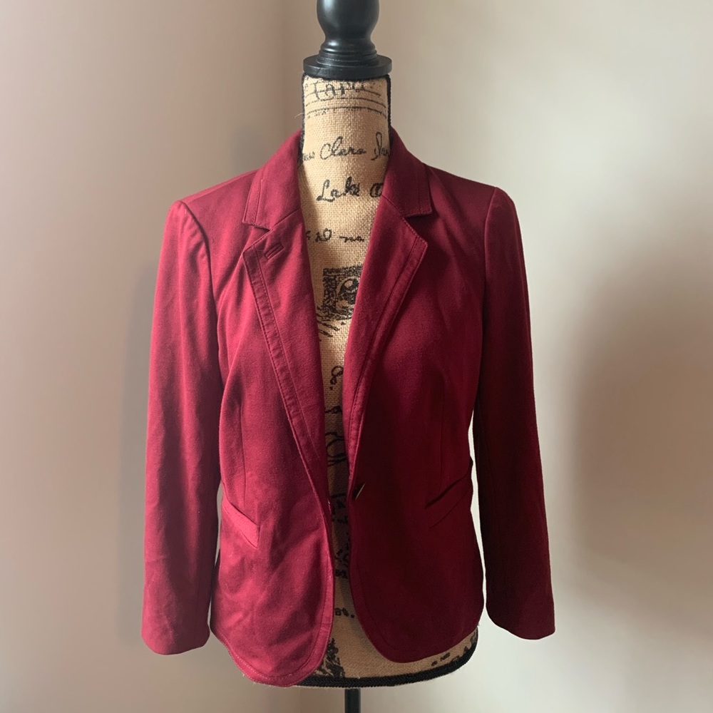 Limited maroon blazer